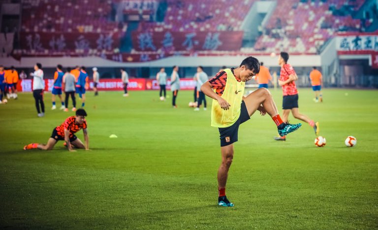 2019年4月19日 PM 18:54