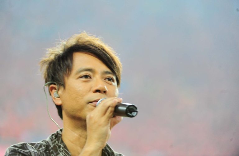 2011年5月15日 PM 19:04